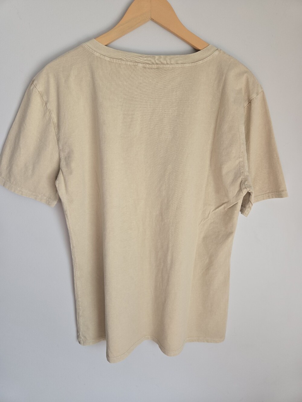 New R ROUGE Graphic Tee - Beige with Rust Accent - Picture 6 of 8